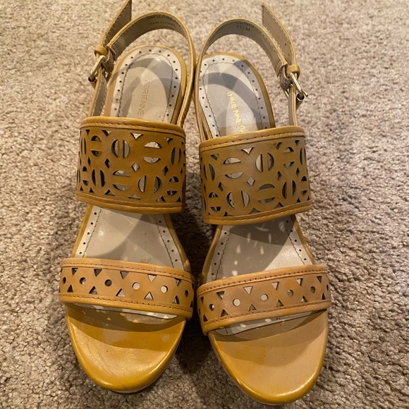 Wedges - Picture 7 of 7